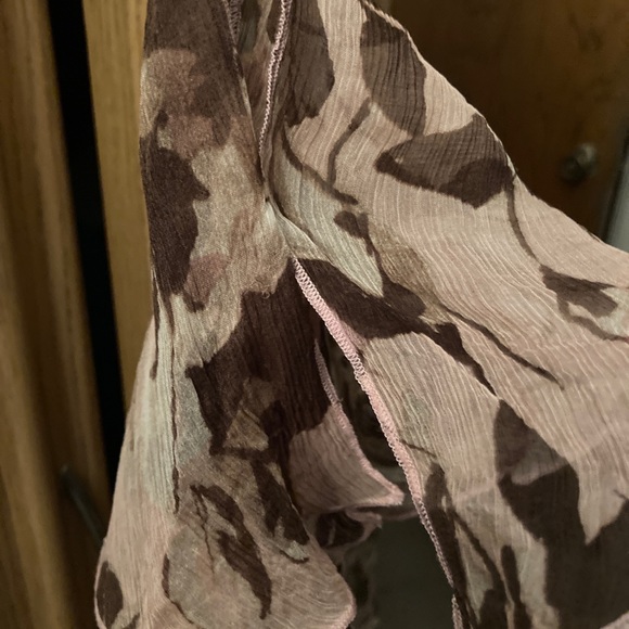 Karen Kane 100% Silk Sheer Floral Blouse and Camisole - Picture 4 of 7